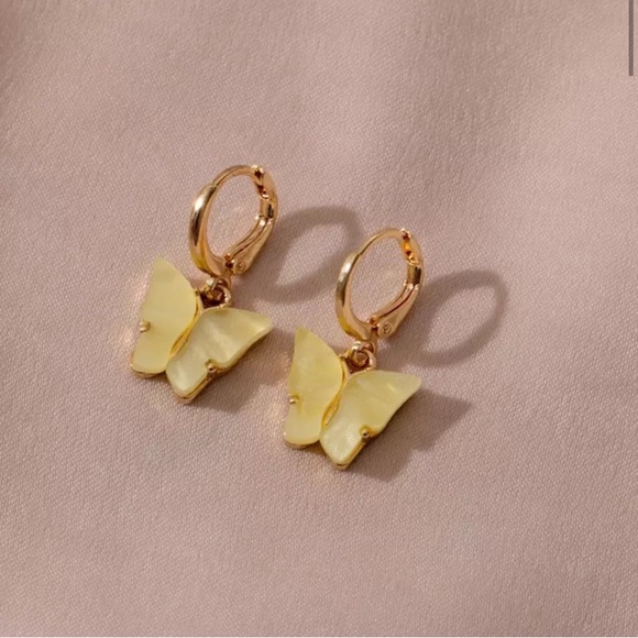 YELLOW BUTTERFLY EARRINGS - Picture 2 of 4